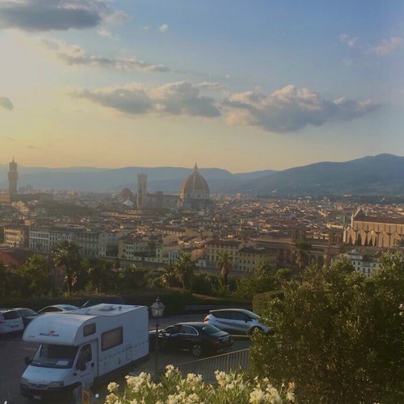 Meet your Posher, Janice - Picture 1 of 1